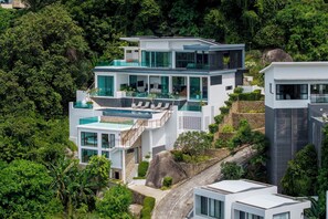 ด้านหน้าที่พัก