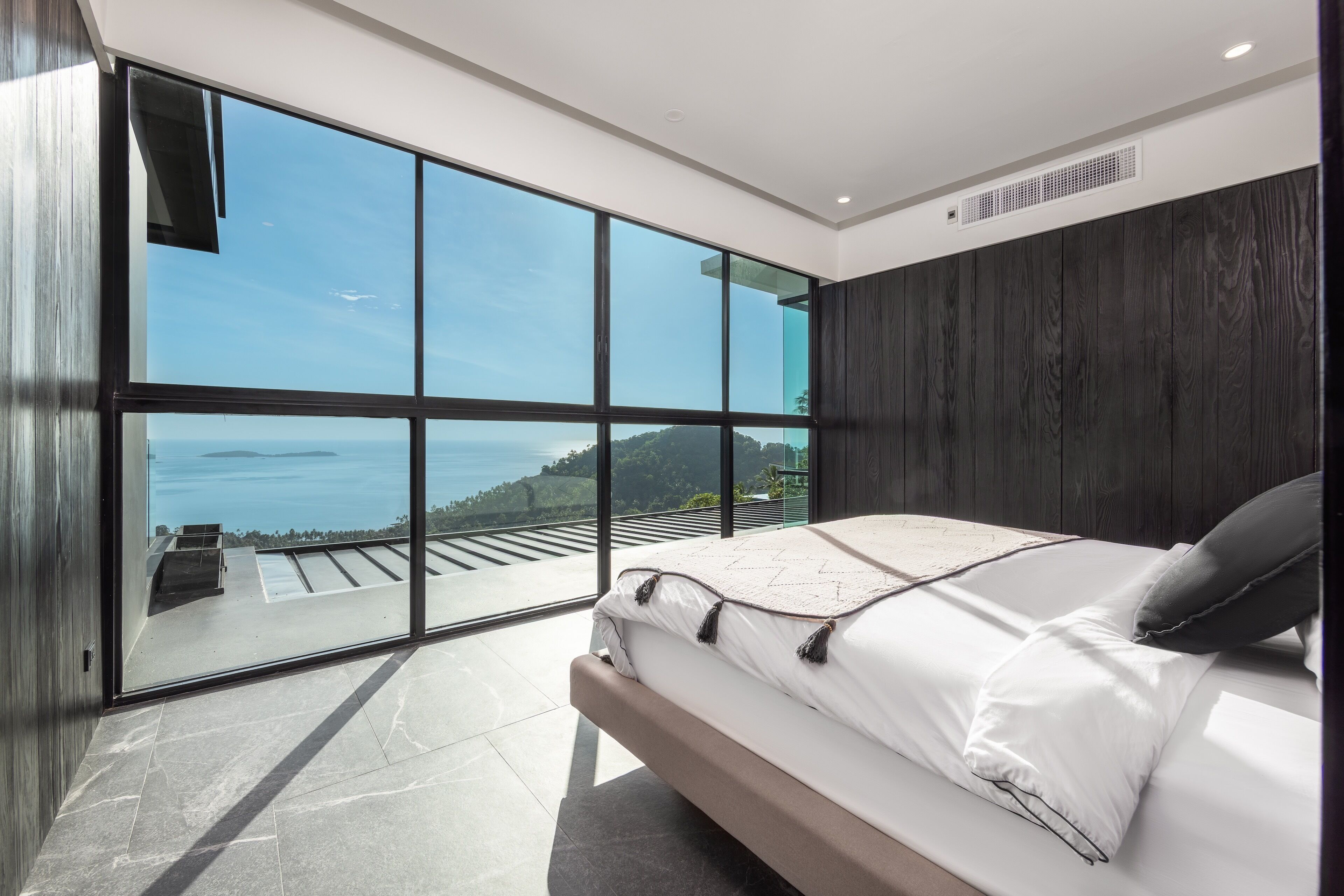 Vila Deluks, 5 kamar tidur, pemandangan kolam renang | Tirai kedap cahaya, setrika/meja setrika, dan Wi-Fi gratis