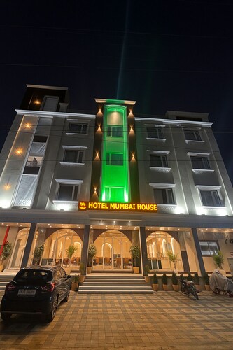 Hotel Mumbai House - Pithampur