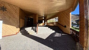 Property grounds - Apartment in Val Thorens With Mountain Views (Les Belleville)