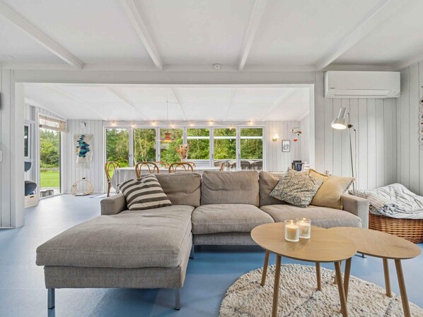 House | Interior - 4 Star Holiday Home in Hojslev (Hojslev)