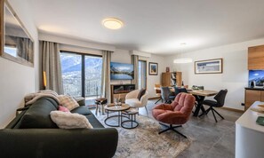 Living area - Beautiful new Apartment, Swimming Pool, spa (Les Houches)