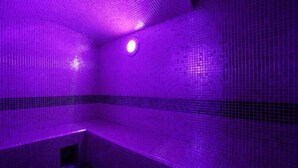 Spa - Apartment in Les Arcs With Pool & Sauna (Bourg-Saint-Maurice)