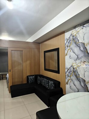 Interior - MOA Staycation | Shell Residences (Pasay City)