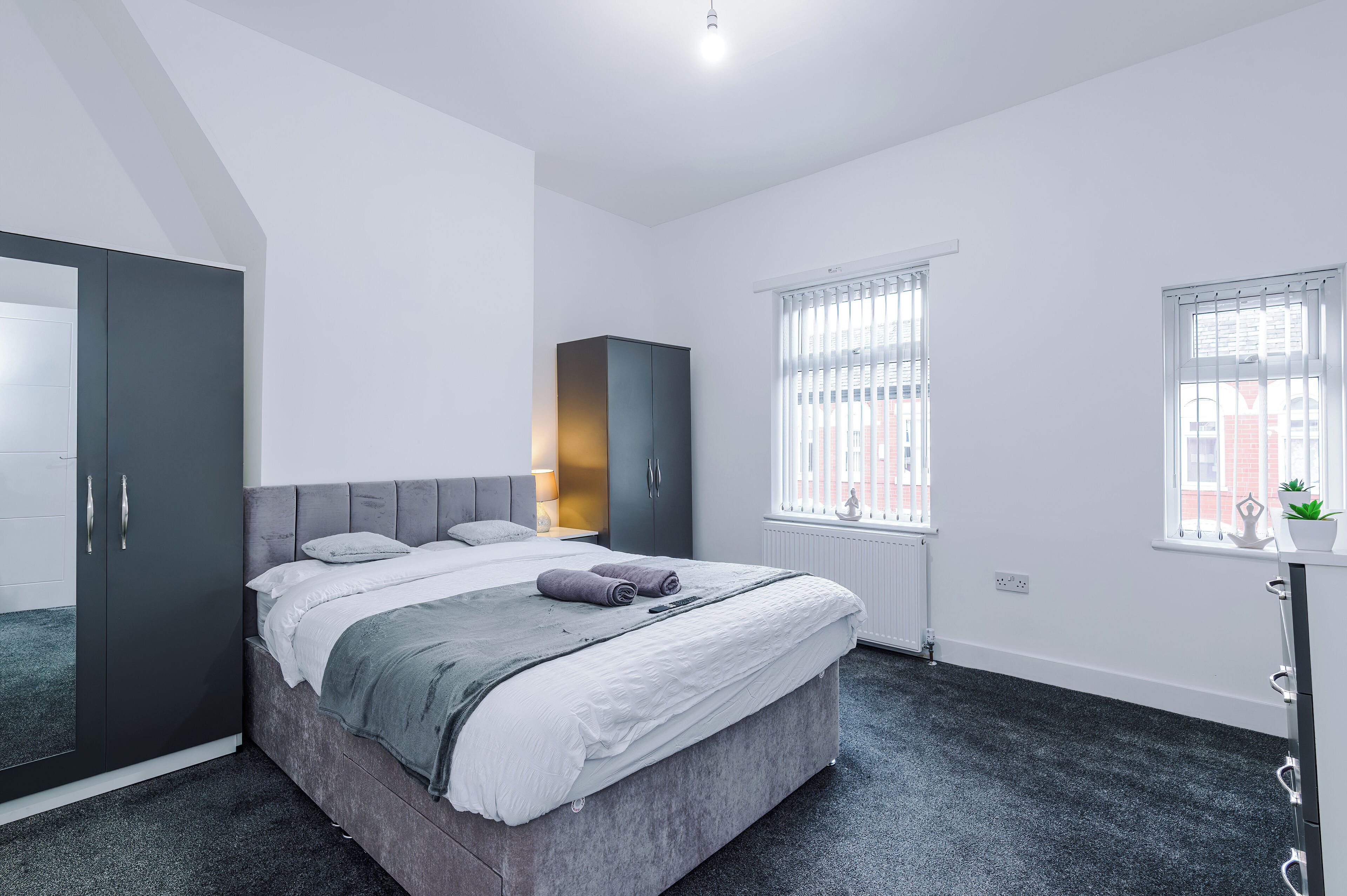 House | Iron/ironing board, free WiFi