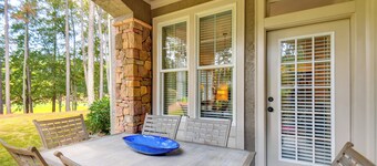 Lake Oconee Creekside Condo w/ Dock Access