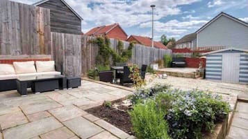 House, 4 Bedrooms, Balcony, Garden View | Garden