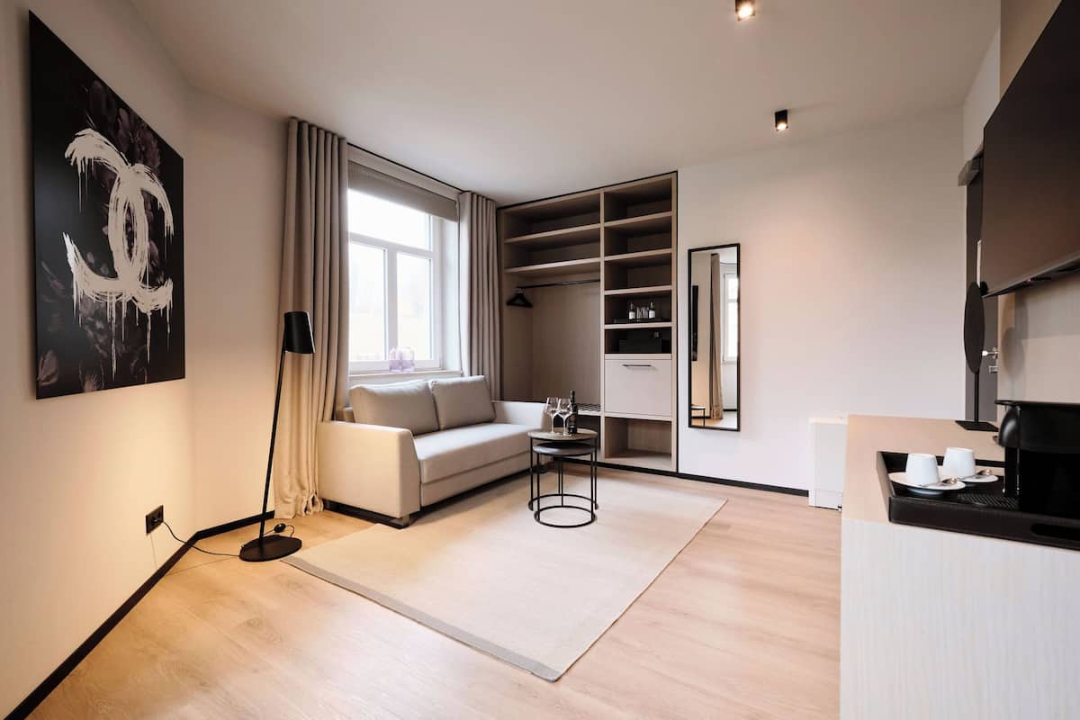 In-room safe, desk, laptop workspace, blackout curtains