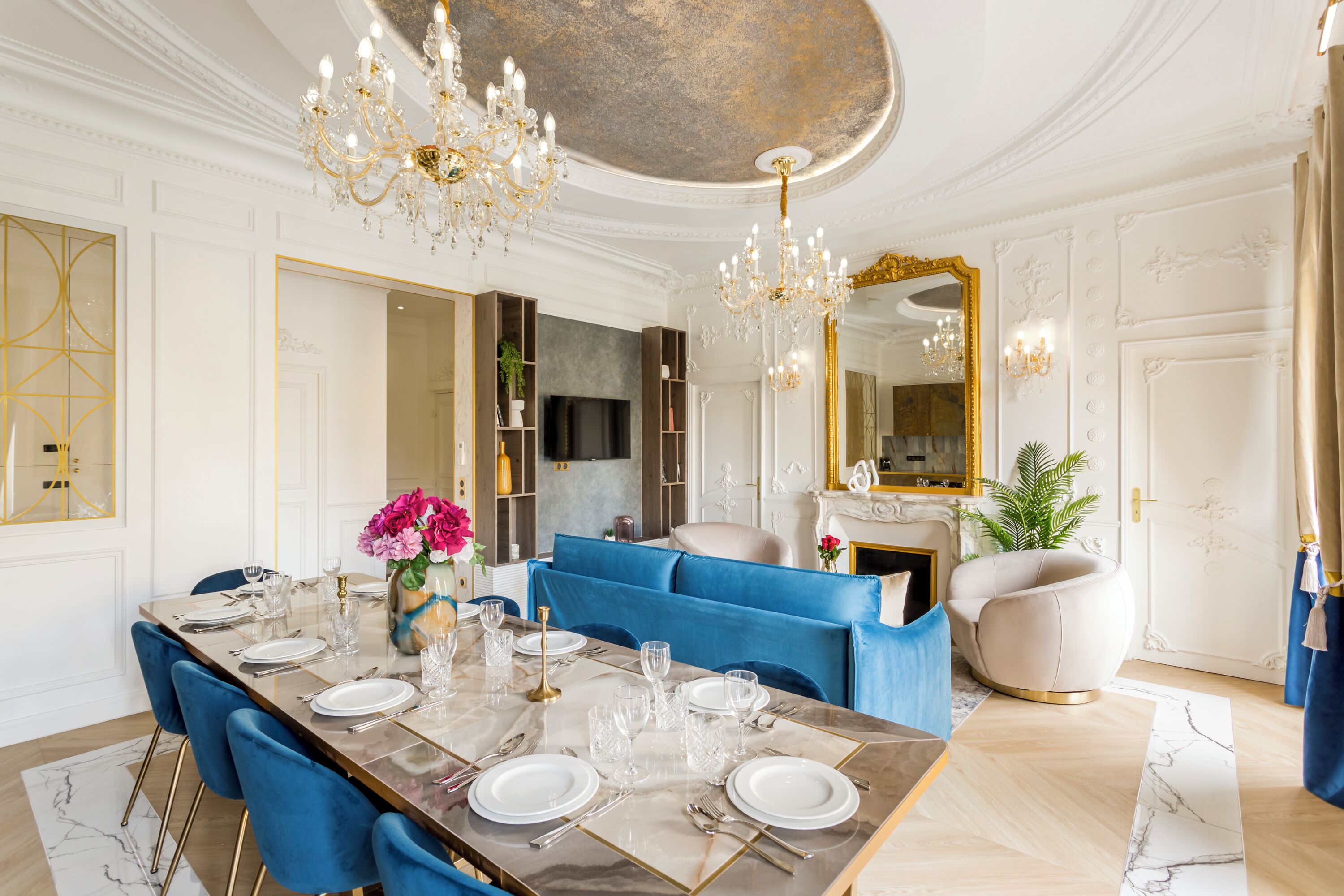 Apartment, City View | Living area | 43-inch Smart TV with cable channels, Netflix, streaming services