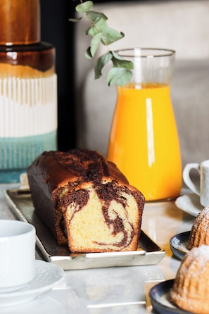 Daily buffet breakfast (EUR 25 per person)