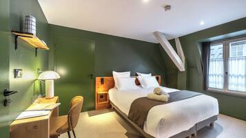 Comfort-Doppelzimmer | Hochwertige Bettwaren, Minibar, Zimmersafe, Schreibtisch