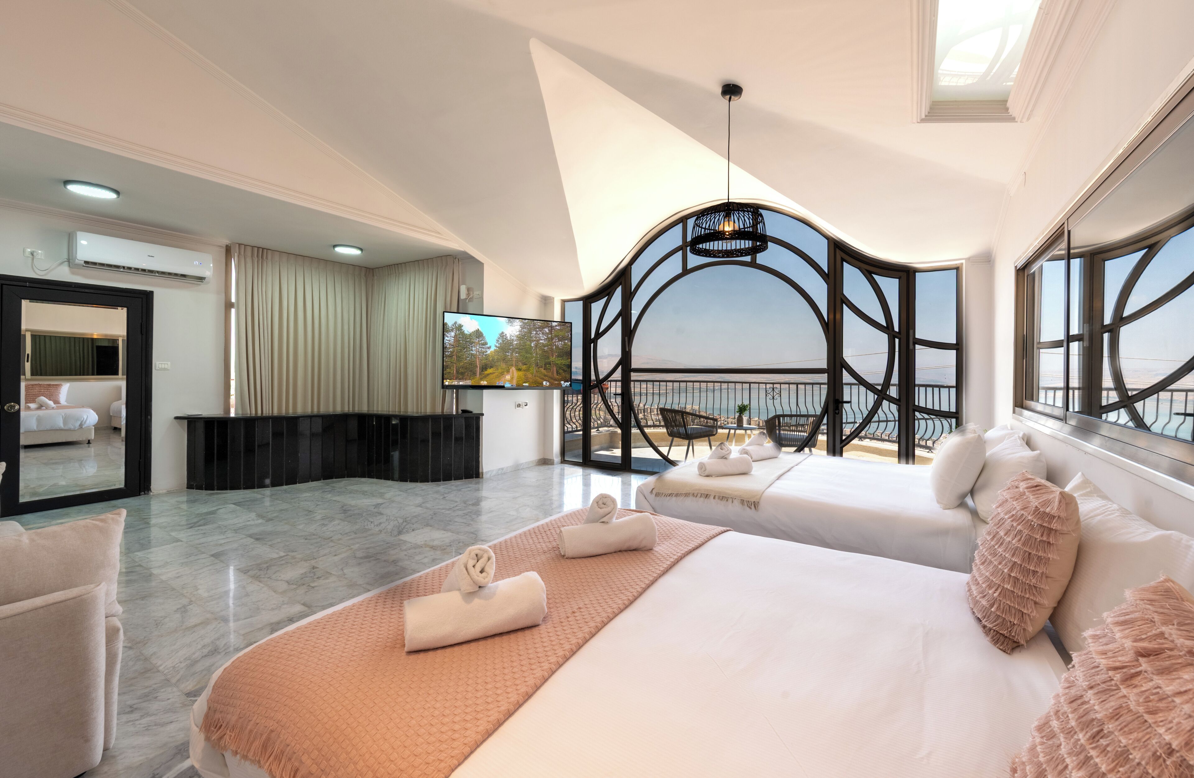 Verdunkelungsvorhänge, schallisolierte Zimmer, kostenloses WLAN