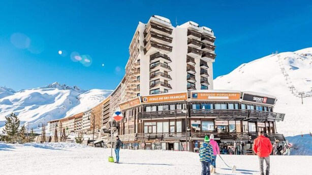 Exterior - Apartment in Tignes With Ski-in/ski-out Access (Tignes)
