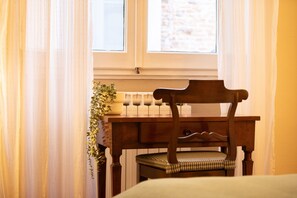 2 Schlafzimmer, Bügeleisen/Bügelbrett, Reisekinderbett, Bettwäsche