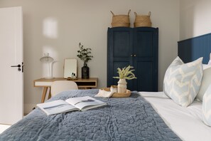 4 室のベッドルーム、WiFi、ベッドシーツ