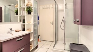 Unclassified image, 2 of 3, button - Apartment in Les Gets With Balcony Views (Les Gets)