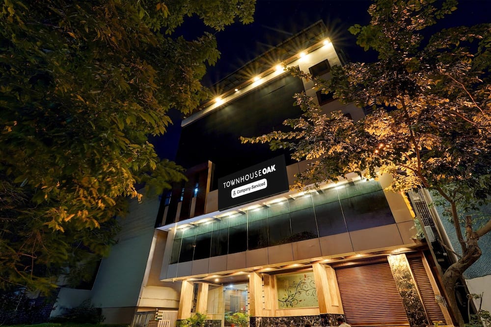 Townhouse Oak Science Gallery Bengaluru