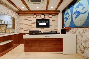 House | Reception - Townhouse Oak Science Gallery Bengaluru (Bengaluru)