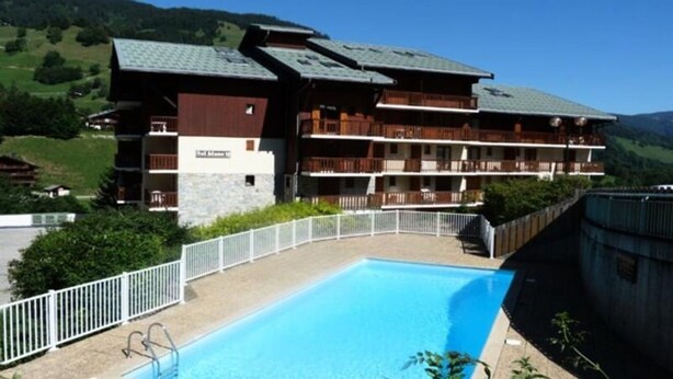 Pool - Spacious Duplex Apartment for 6 People, 43m2, in the Heart of the Village and Close to the Slopes (Beaufort)