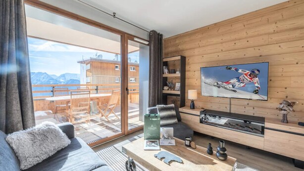 Living area - Apartment in Vieil Alpe Near Ski Slopes (Huez)
