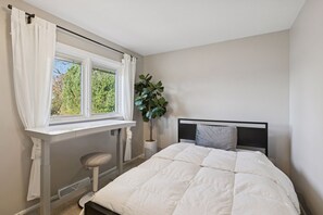 5 makuuhuonetta, silitysrauta/-lauta, Wi-Fi, vuodevaatteet