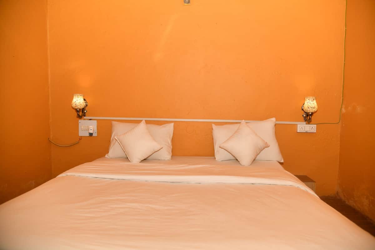 Deluxe Room, Garden View