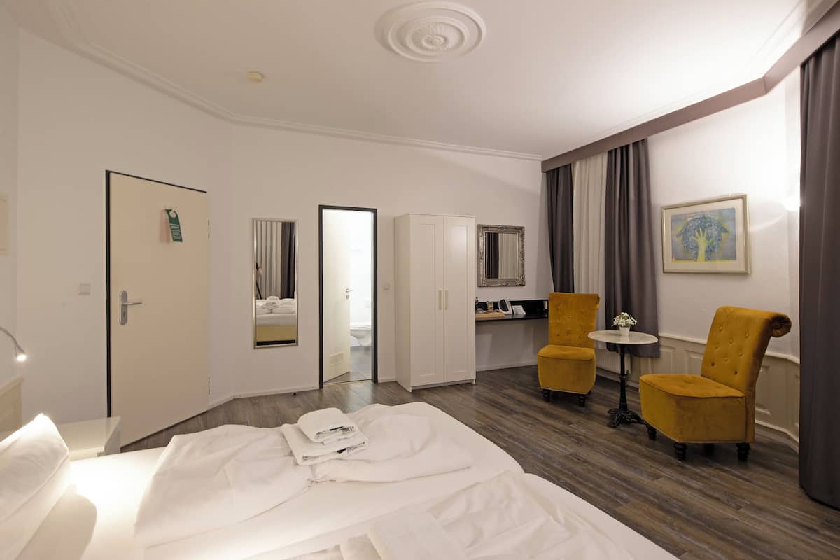 Comfort Double Room | Free WiFi