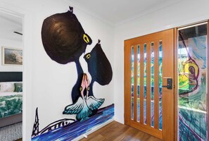 Interior - Art Flava Haus Stylish Oceanfront Retreat in San Remo (San Remo)