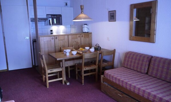 Living area - Arpason 45 (Les Allues)