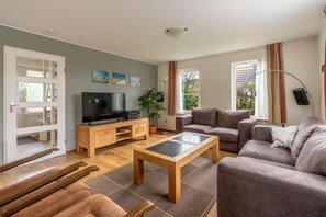 House | Living room - Villa With Finnish Sauna and Outdoor Shower (De Koog)