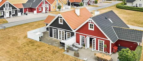 House | Bahagian luar