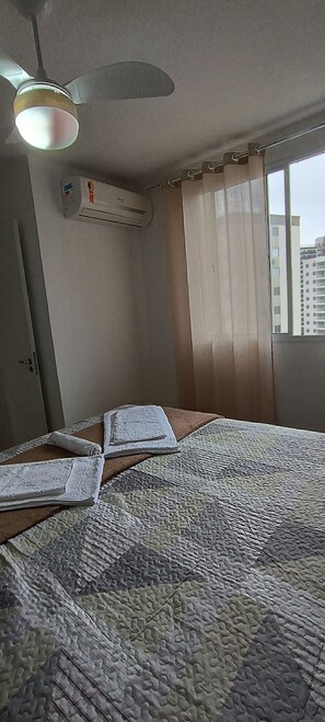 4 bedrooms, WiFi, bed sheets