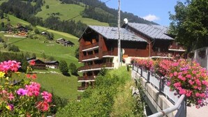 Exterior - One-bedroom Apartment With Cabin Near the Slopes, for 4 People. Rated (Beaufort)