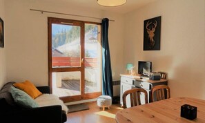 Living area - Apartment in Areches With Mountain Views (Beaufort)