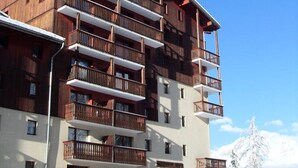 Exterior - 2 Rooms + Mountain Corner for 4/6 People in the Heart of the Resort (Modane)