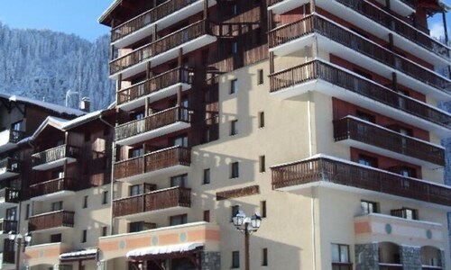 2 Rooms + Mountain Corner for 4/6 People in the Heart of the Resort
