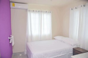 5 Schlafzimmer, Bügeleisen/Bügelbrett, WLAN, Bettwäsche