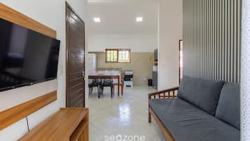 Basic Apartment | Living area