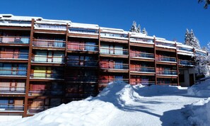 Exterior - 2-room Apartment for 6 People Close to the Slopes, Shops, Daycare and ESF in the Center of the Arc 1800 Resort (Bourg-Saint-Maurice)