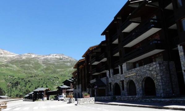 Exterior - Apartment in Laitelet Near Ski Slopes (Les Allues)