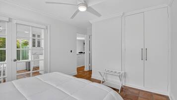 2 bedrooms, iron/ironing board, Internet, bed sheets