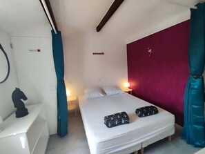 2 Schlafzimmer, Bügeleisen/Bügelbrett, kostenloses WLAN