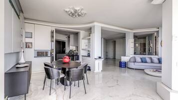 Penthouse, Sea View | Living area