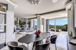 Penthouse, Sea View | Living area
