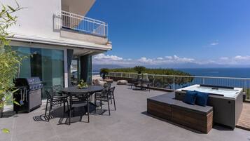 Penthouse, pemandangan laut | Teras/patio