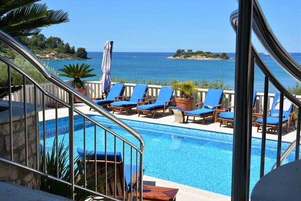 Pool - Villa Gradina – Luxury Villa by the Se (Vela Luka)