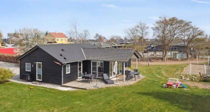 5 Star Holiday Home in Borkop