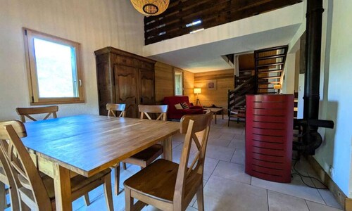 Renovated Chalet Between Beaufort AND Areches - 12 People. 5 Bedrooms