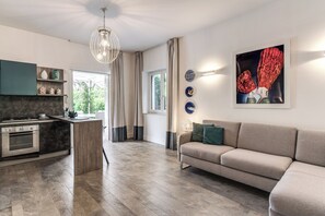 公寓, 私人泳池 | 客廳 | 平面電視