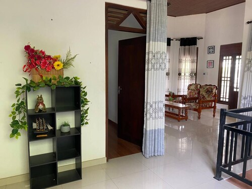 Home Stay With Local Charm